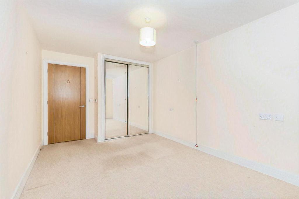 Master Bedroom (reverse).jpg