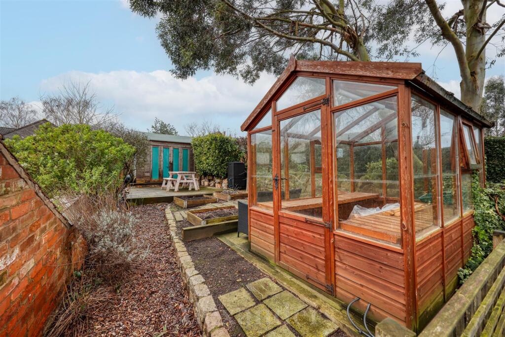 12 Main Street-07.jpg