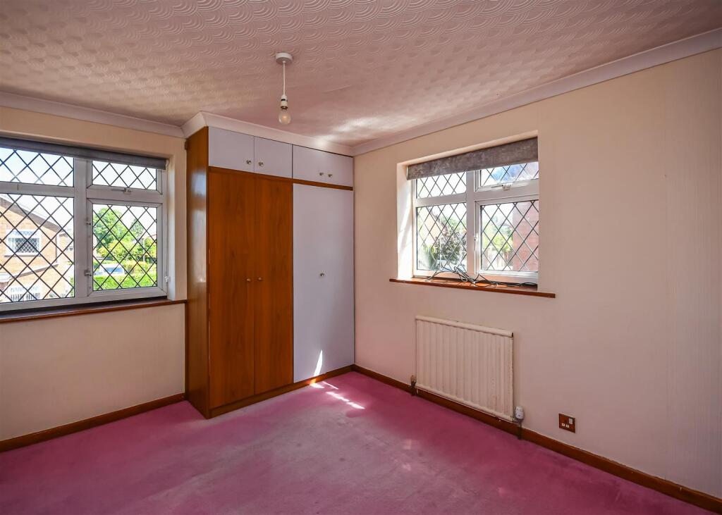 12 Calvin Close-Bedroom 2.jpg