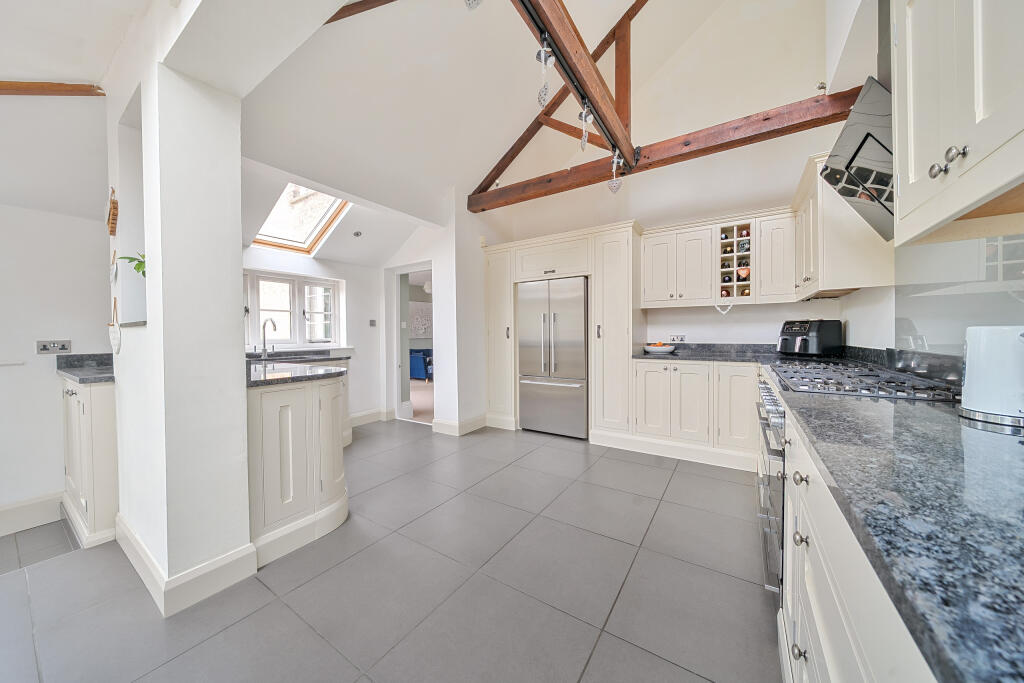 Open Plan Kitchen / Breakfast Room