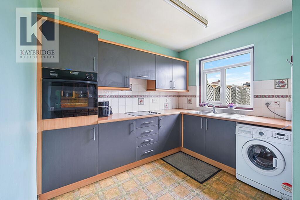 Walsingham Gardens, Epsom - KT19 0LX