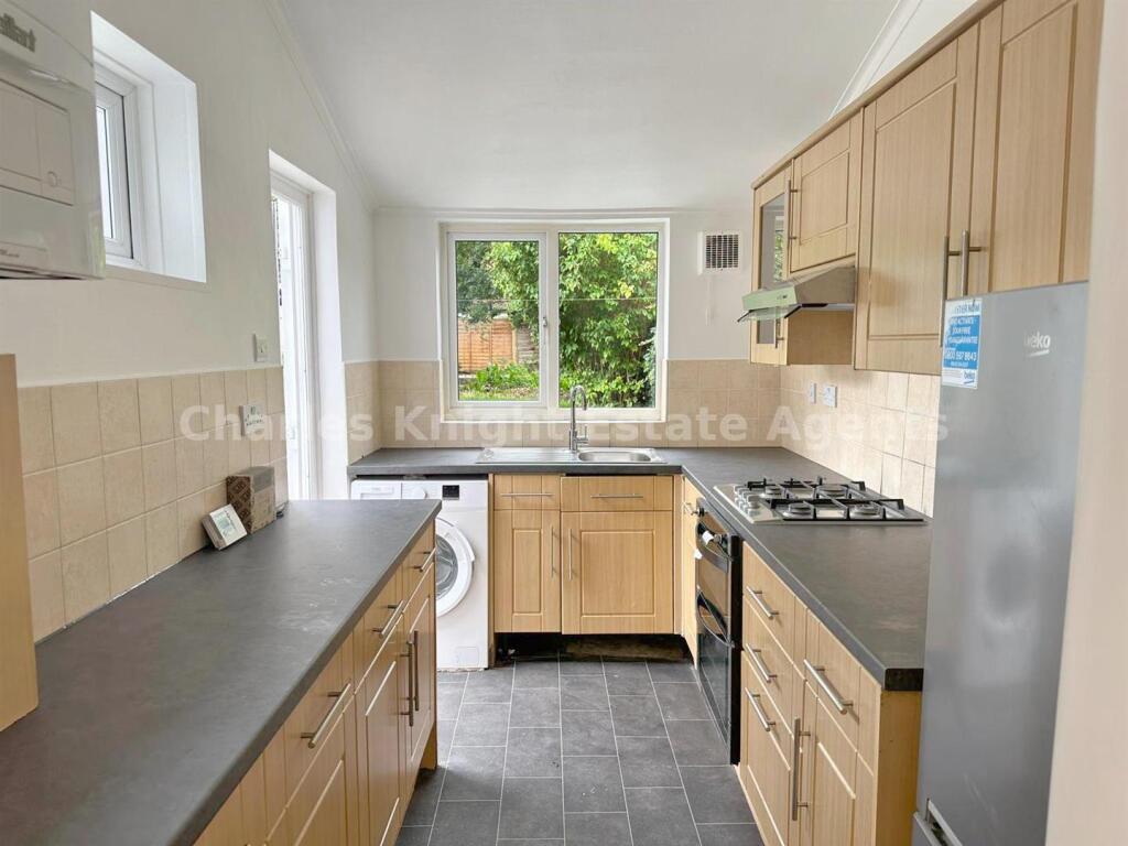 kitchen_watermarked.jpg