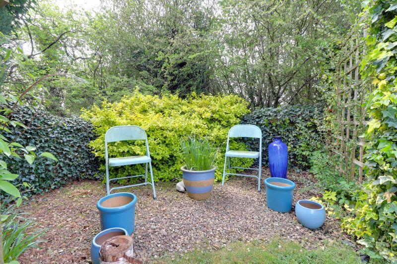 Private Seating Area