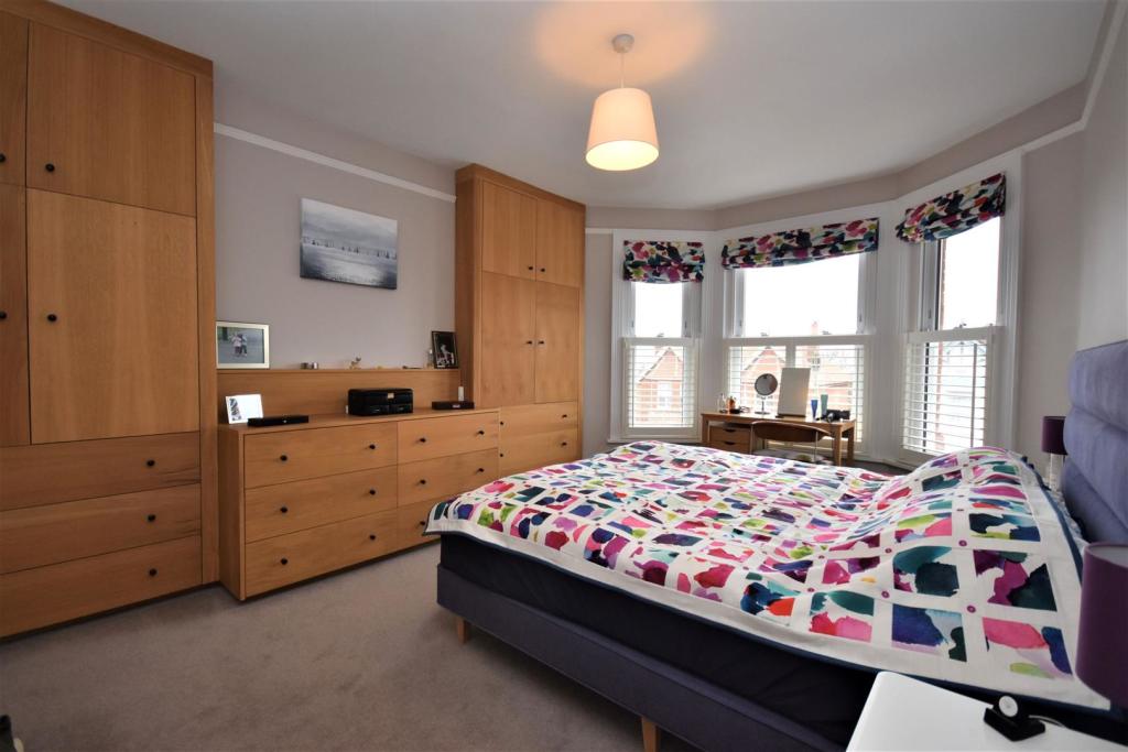 Master Bedroom.JPG