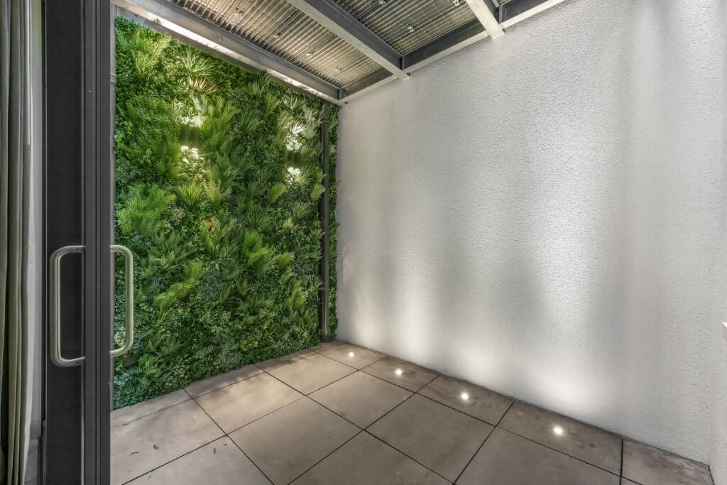 AWinship-9778-03-...