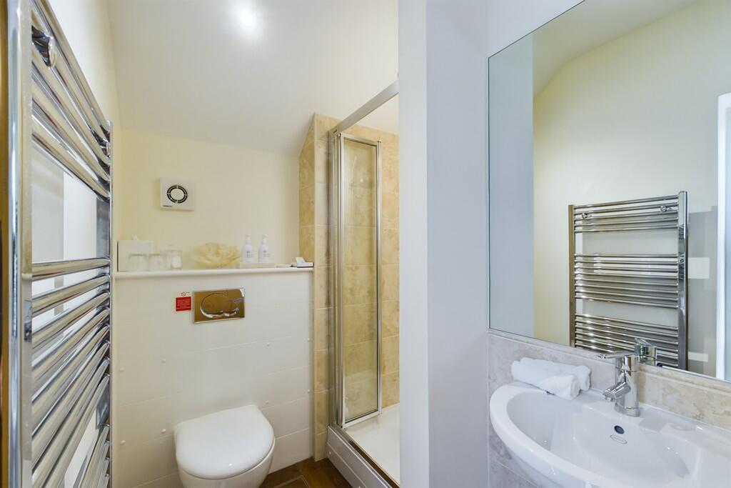 Ensuite Shower Ro...