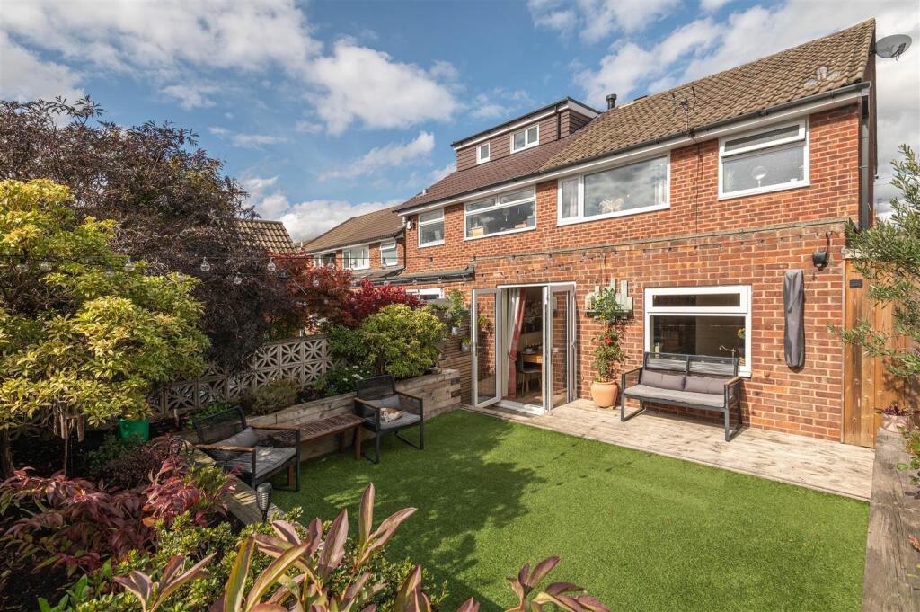 30 - 88 Smalewell Road LS28 8JH.jpg