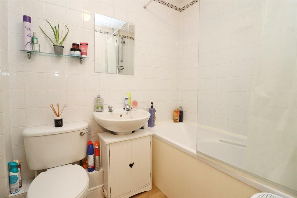 bathroom.JPG