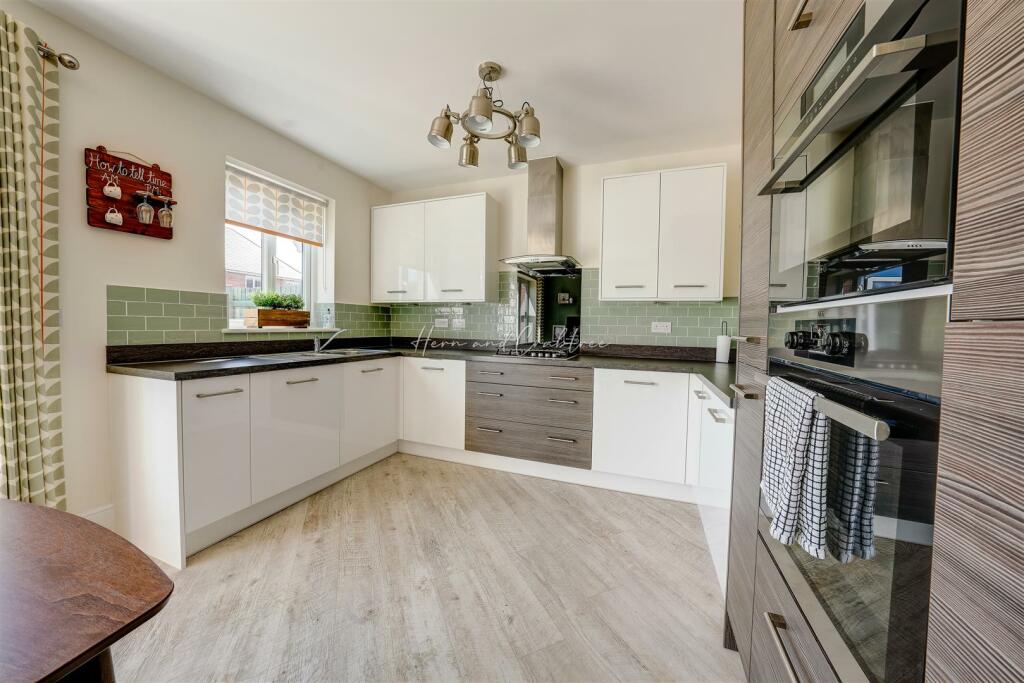 Heol Nant Glandulas, Lisvane, HernCrabtree (14).jp