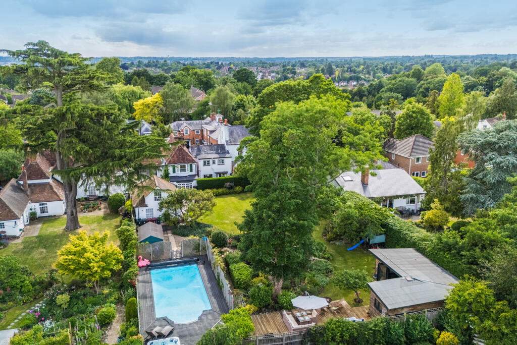 1300661-7-6839e31...