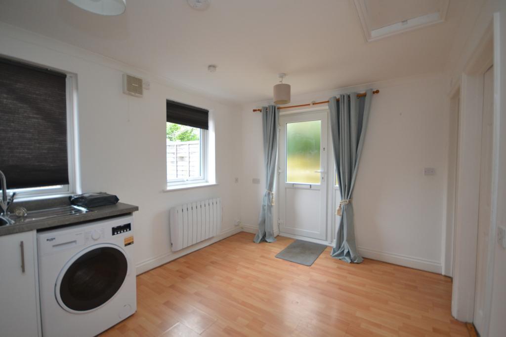 Kitchen / Living Area