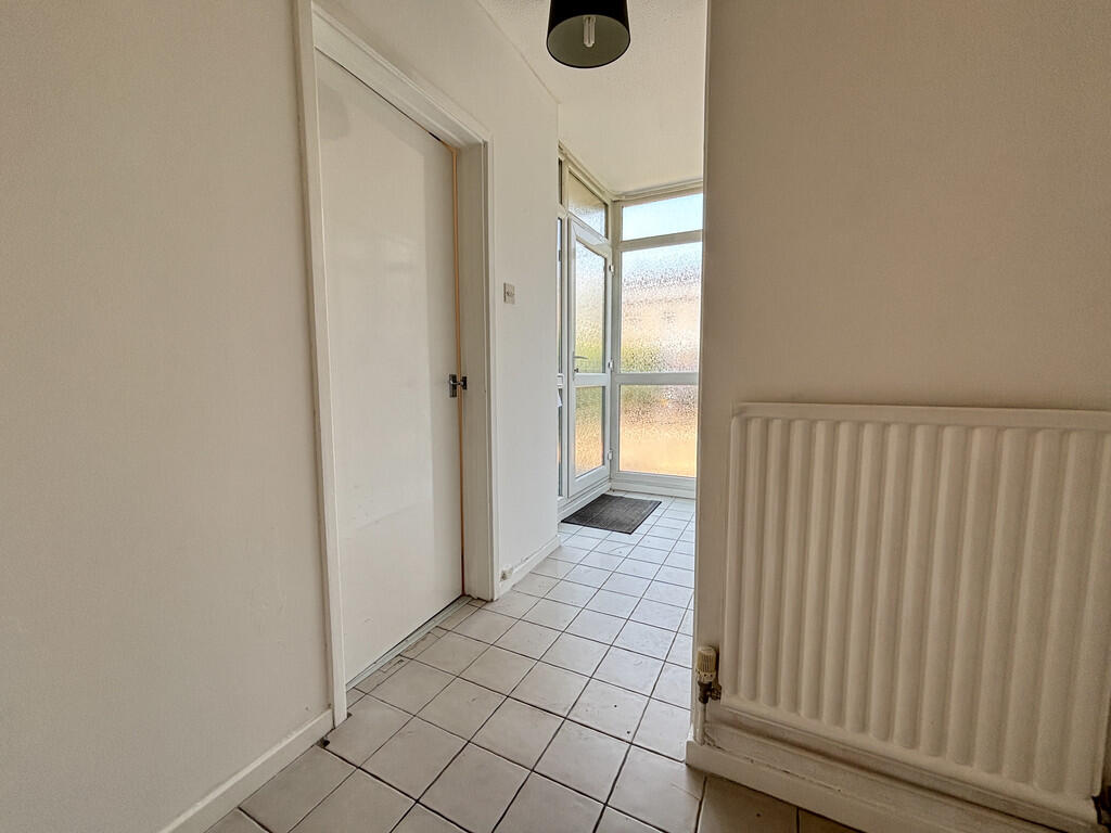 Entrance Hallway ...