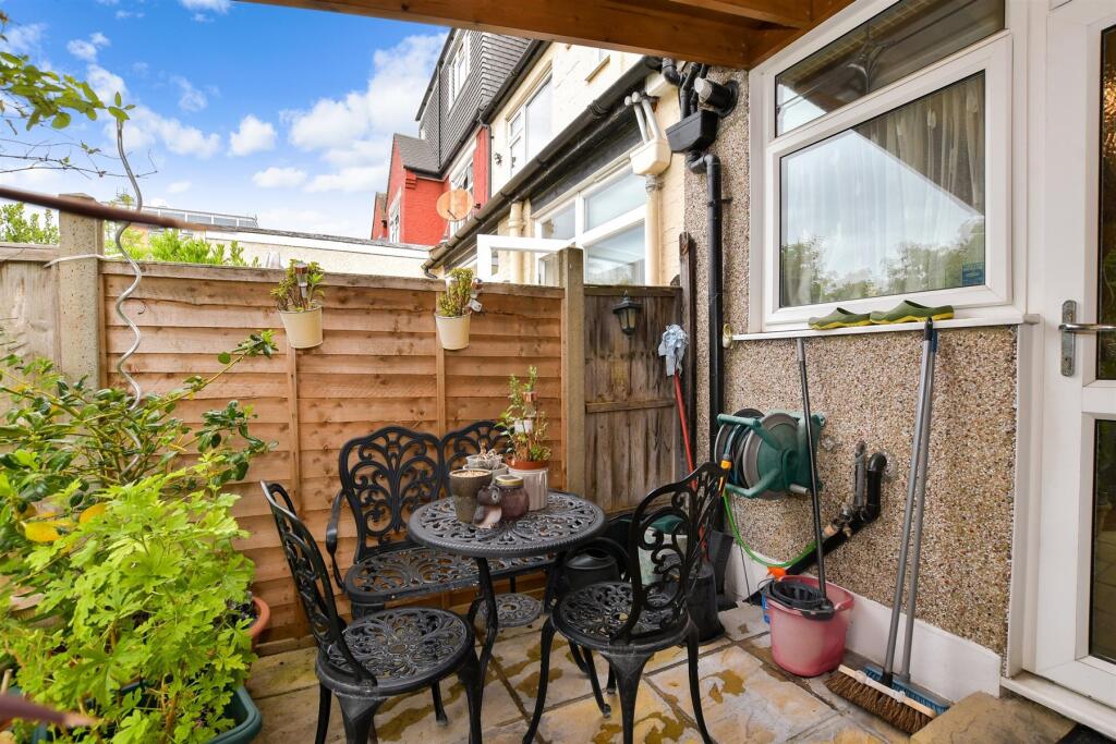 Patio / Decking