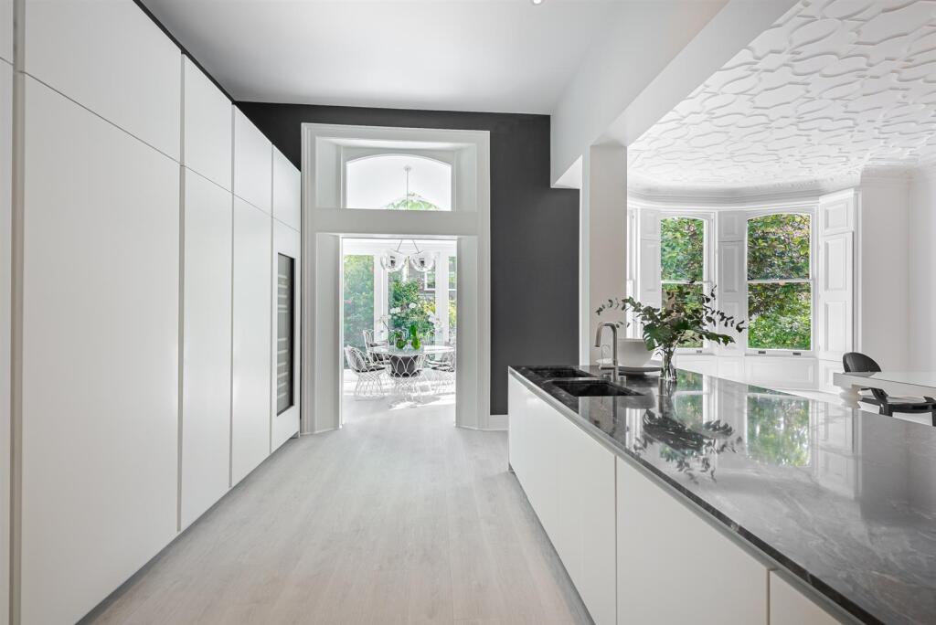 Gledhow Gardens 11B-12-2. Low Res.jpg