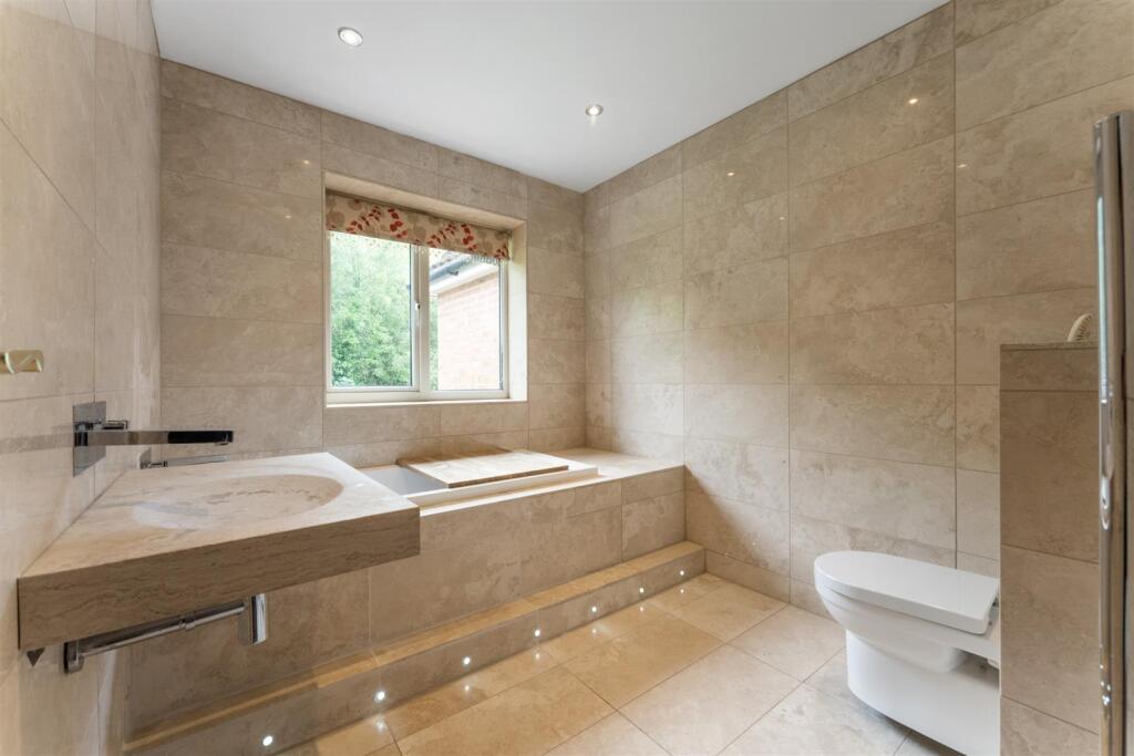 93, Henley Crescent Solihull, B91 2JH_11.jpg