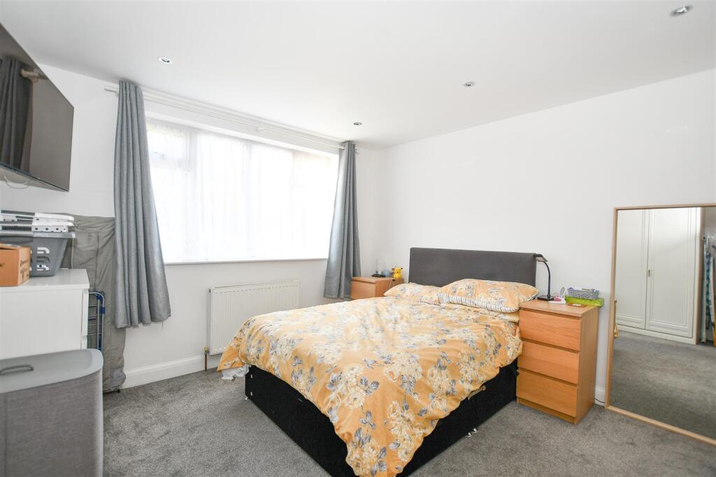 Bedroom one.jpg
