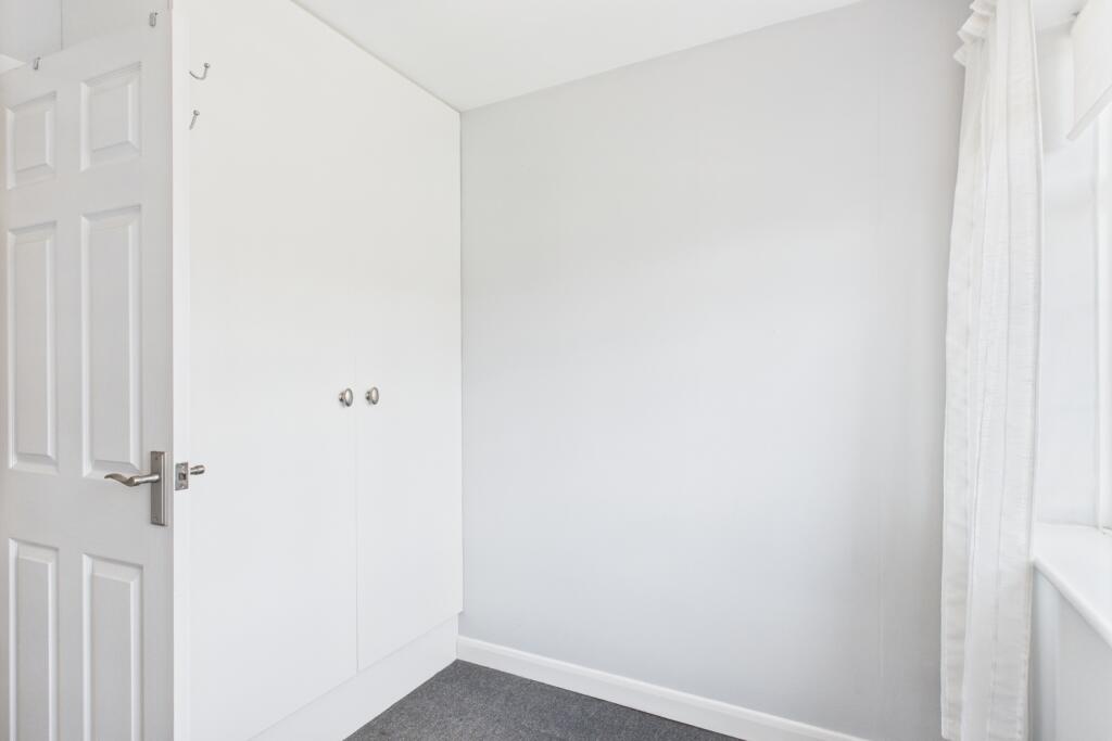 EweMove Spalding - St Andrews Road - Bedroom 