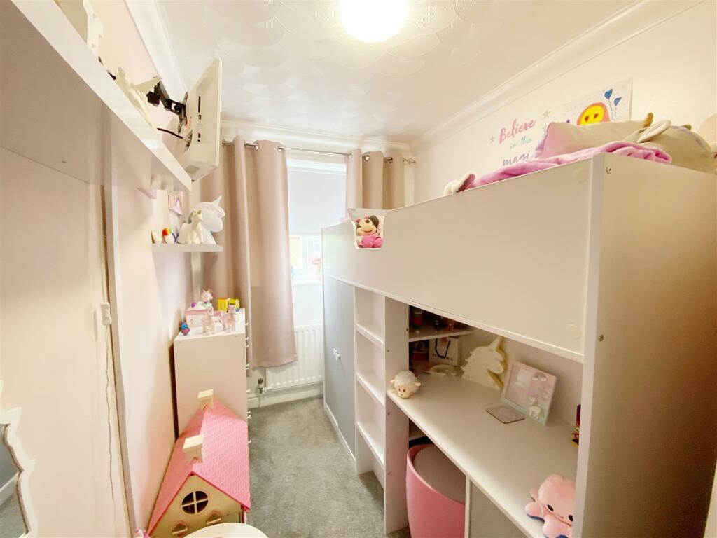 Bedroom 3.jpg