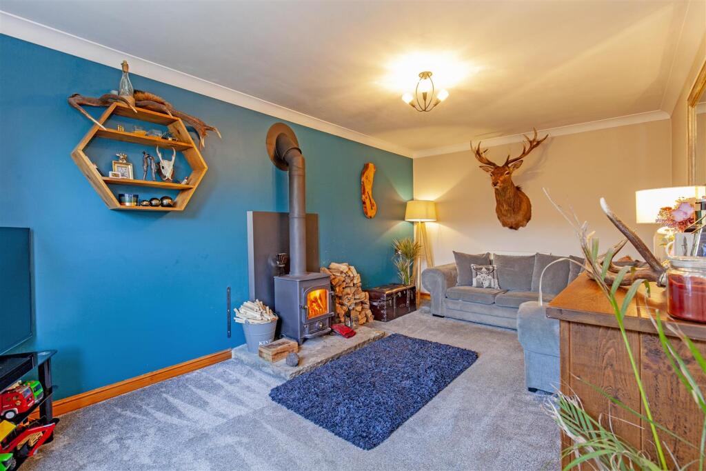 Reception Room-1.jpg