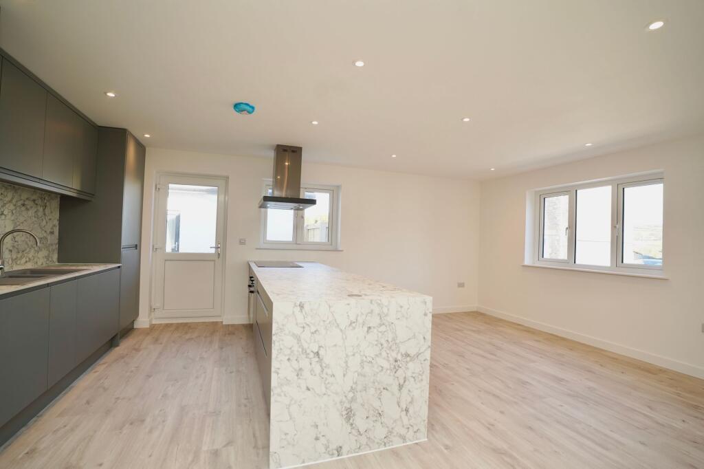 Open Plan Kitchen Dining Space