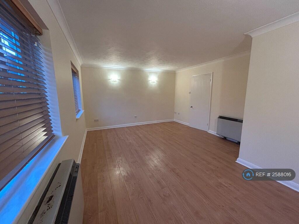 Lounge / Dining Room