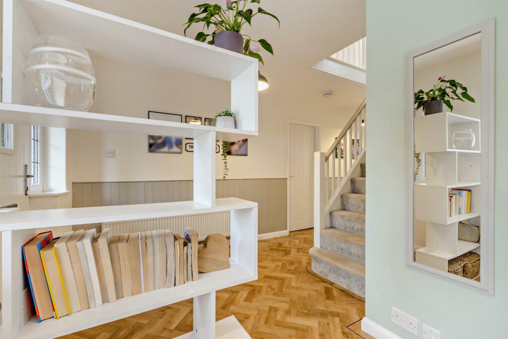 8610451-interior19-800.jpg
