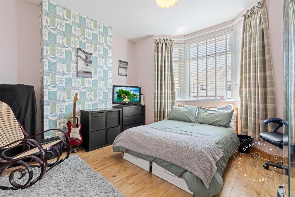 Fairwater Grove East, Hern Crabtree (31).jpg