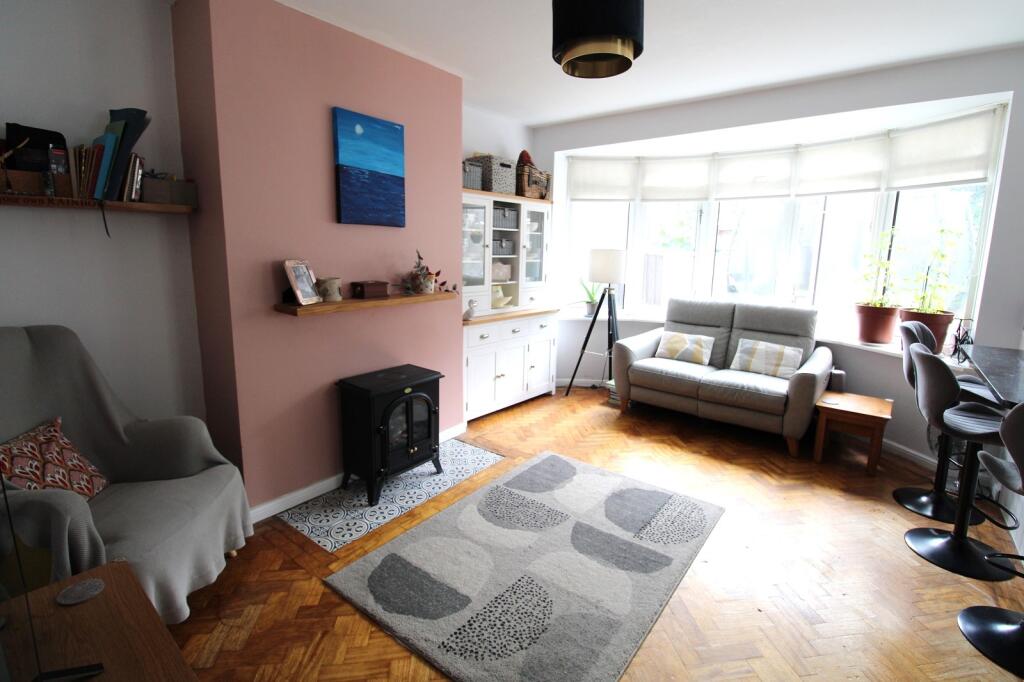 Living/ Sitting/ Dining Area