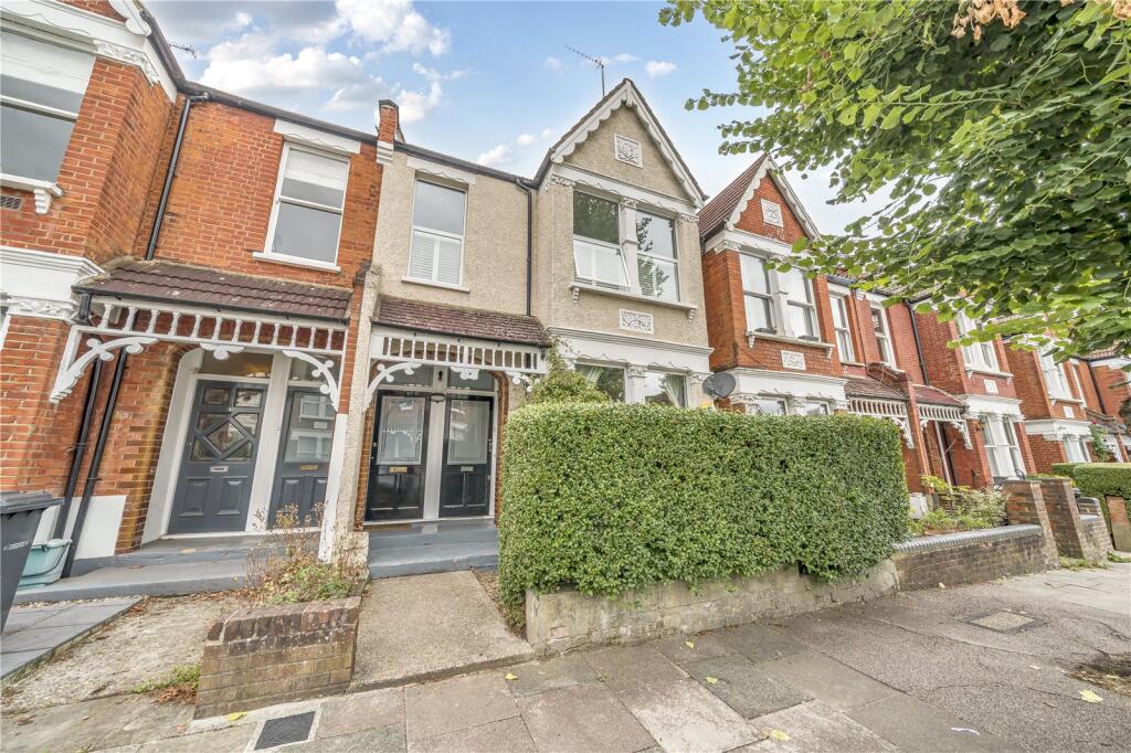 Princes Avenue, London, N22