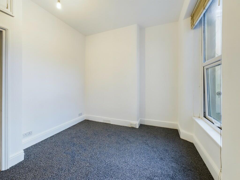 CAM03974G0-PR0073...