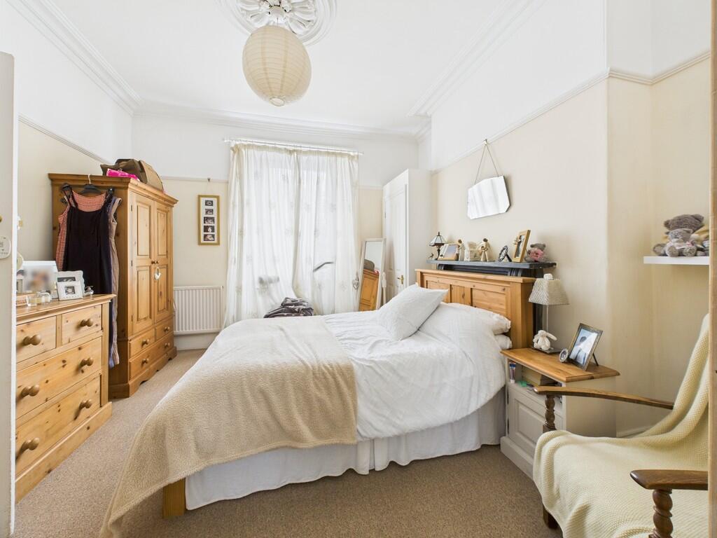 CAM03974G0-PR0160...