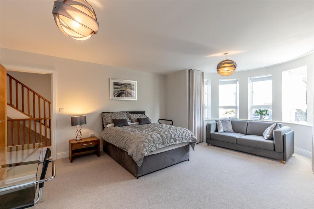 Parrys Lane, Stoke Bishop Bed 1b.jpg