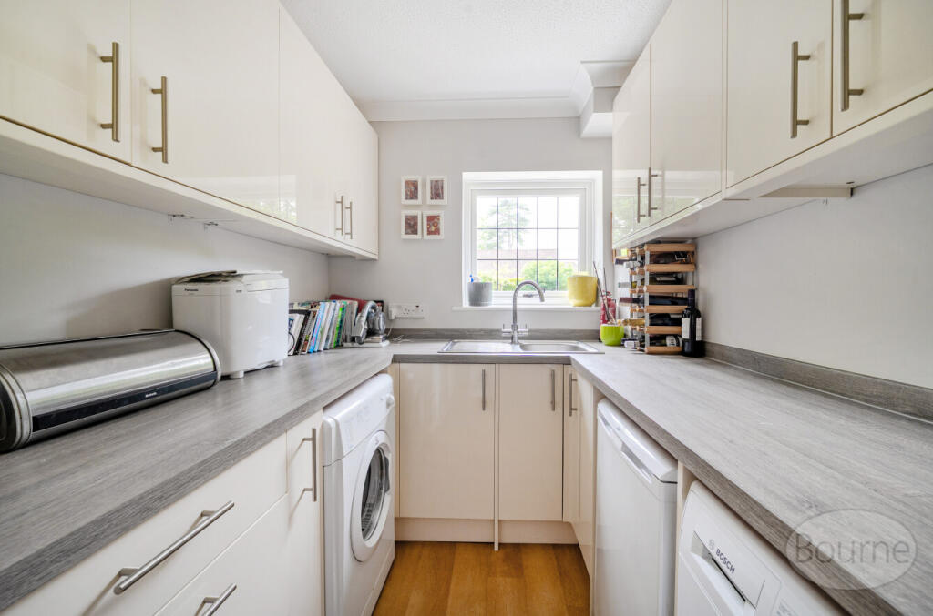 f49aee09-131d-48b...