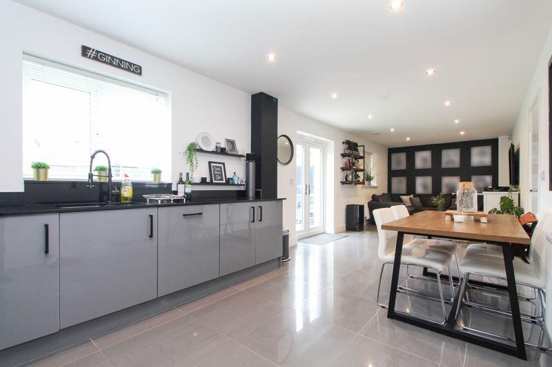 Kitchen/Diner/Family Room