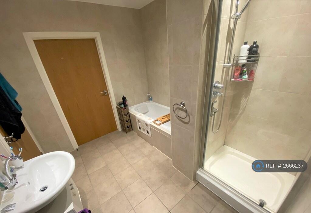 Main Bathroom
