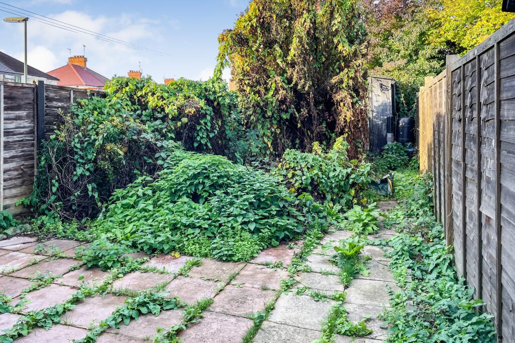 159 Kingston Road, Leatherhead, Surrey, KT22 7NX