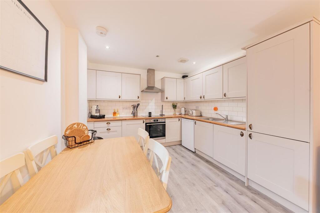 36A Castle Street Dundee-5.JPG