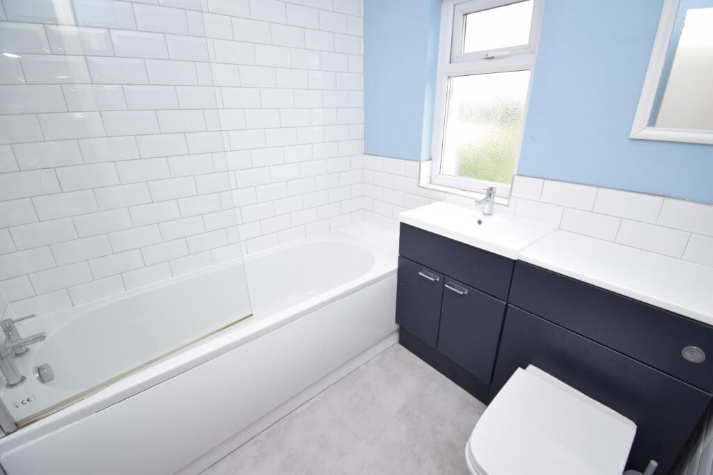 Bathroom.JPG