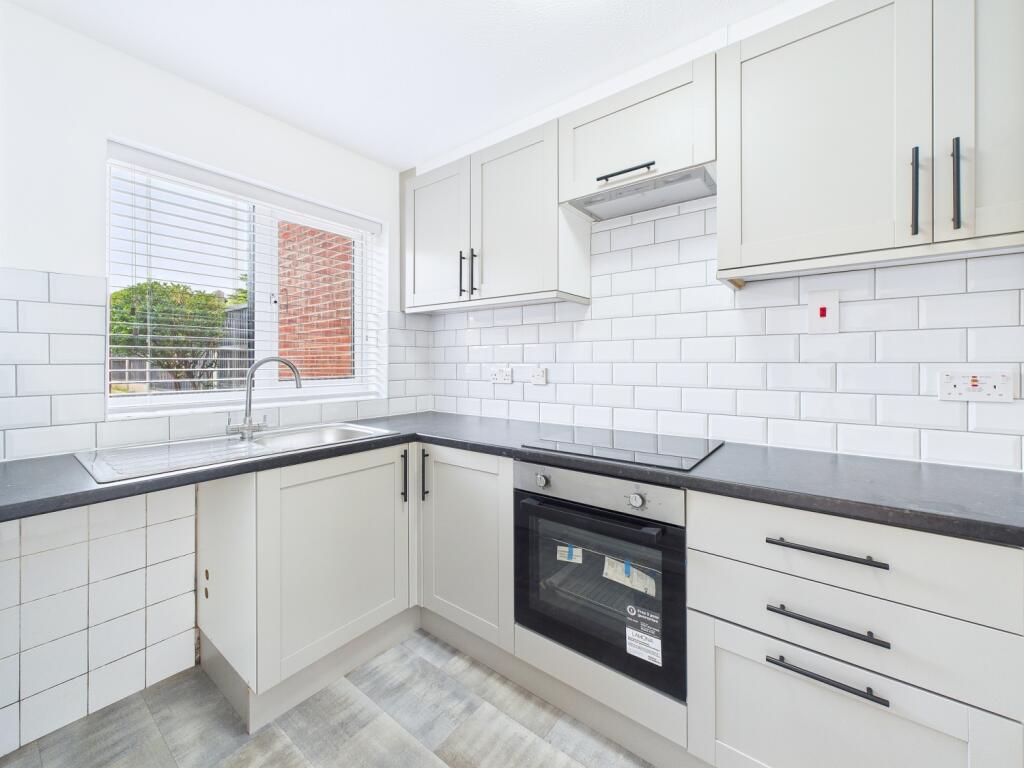 CAM01909G0-PR0345-STILL001