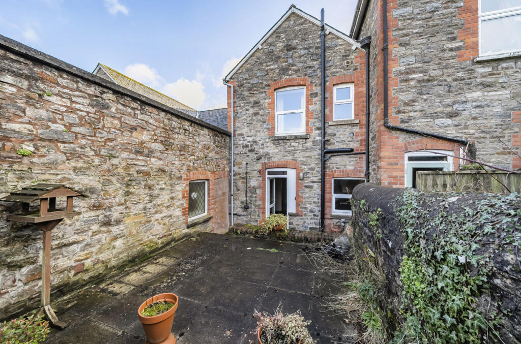 Bampton Seddons