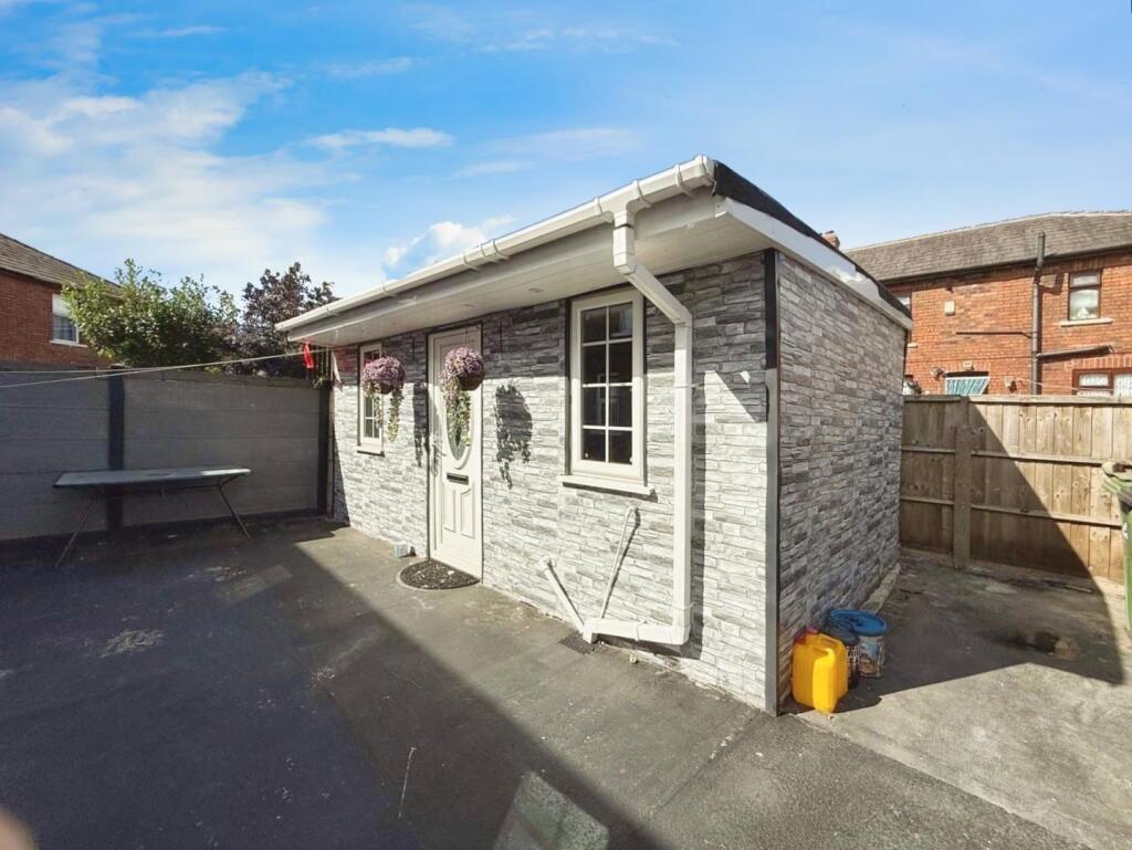 b8bcb489-A-4D2F-A09A-3E95A4871611-8351-000002CDCD8