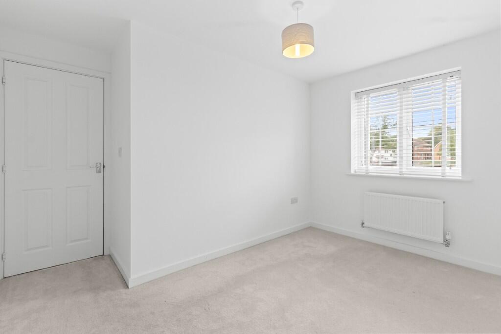 Bedroom Two(2)