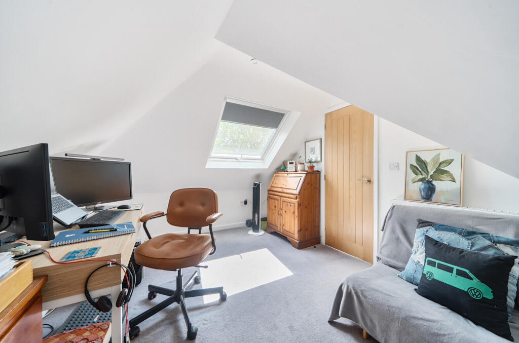 1316143-28-685eee...