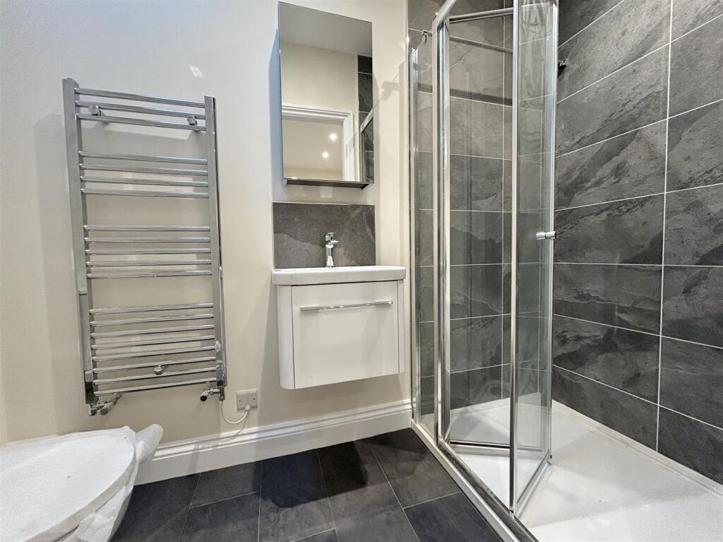 En-Suite Bedroom One