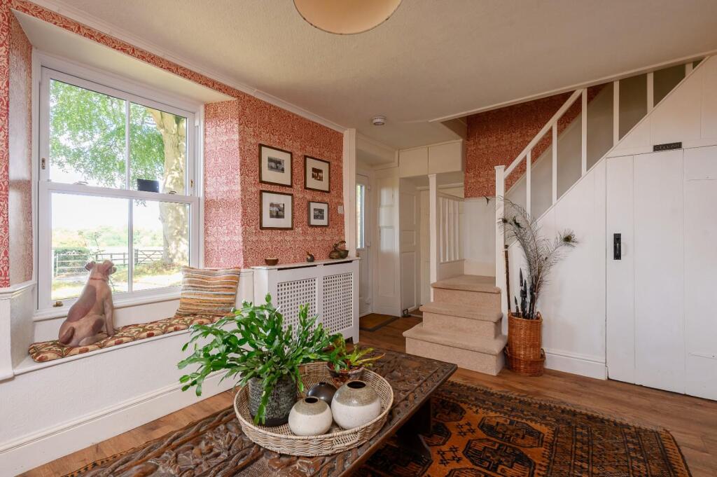 28 Whitewalls-14.jpg