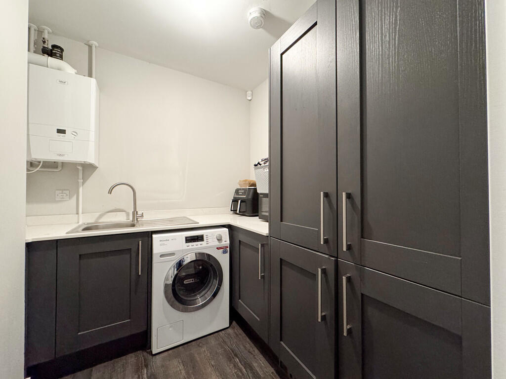 Hart avenue Utili...