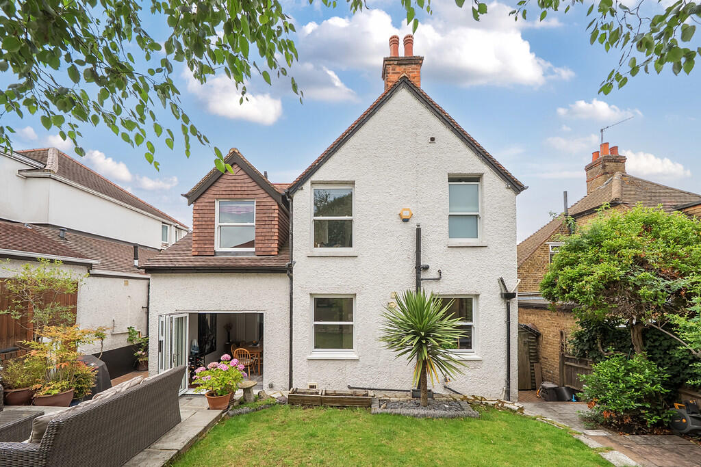 1326622-3-6880c93...