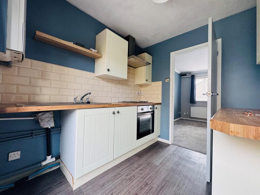 5 sienna Kitchen