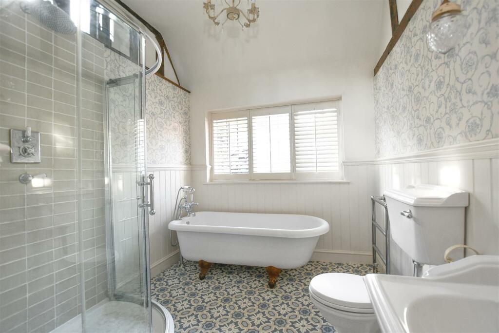 Bathroom Two.jpg