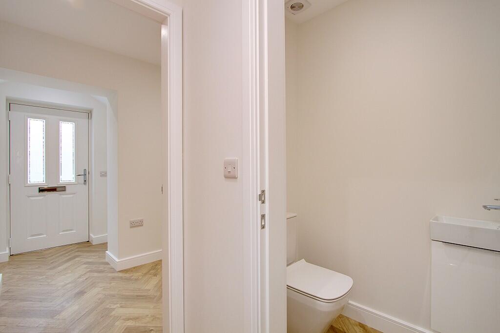 Hall &amp; cloakroom